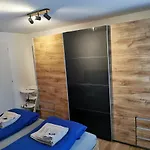 Beautiful 4-room With 8 Sleeping Places * Lenk