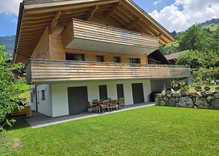 Beautiful 4-room With 8 Sleeping Places Appartamento *